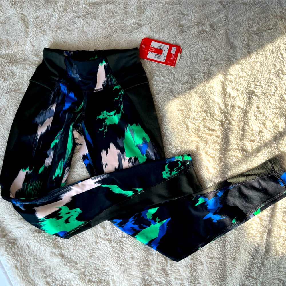 North Face leggings XS NWT